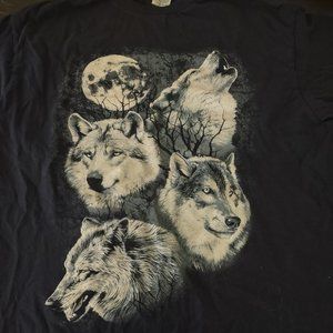 Wolf t-shirt